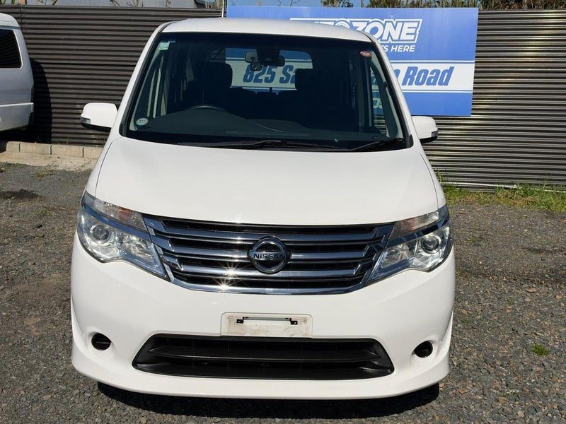 2015 Nissan Serena **HYBRID**, photo 3