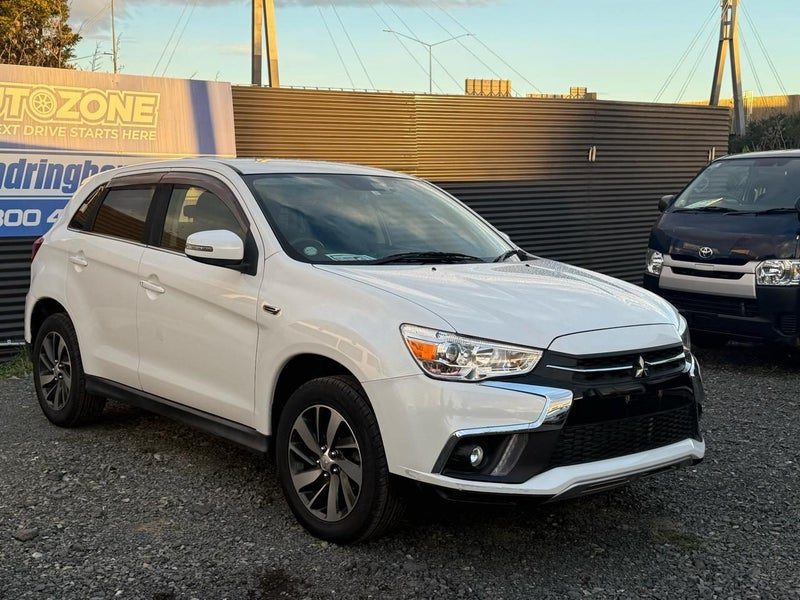 2017 Mitsubishi RVR G, photo 2