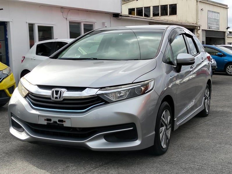 2017 Honda Shuttle Hybrid, photo 3