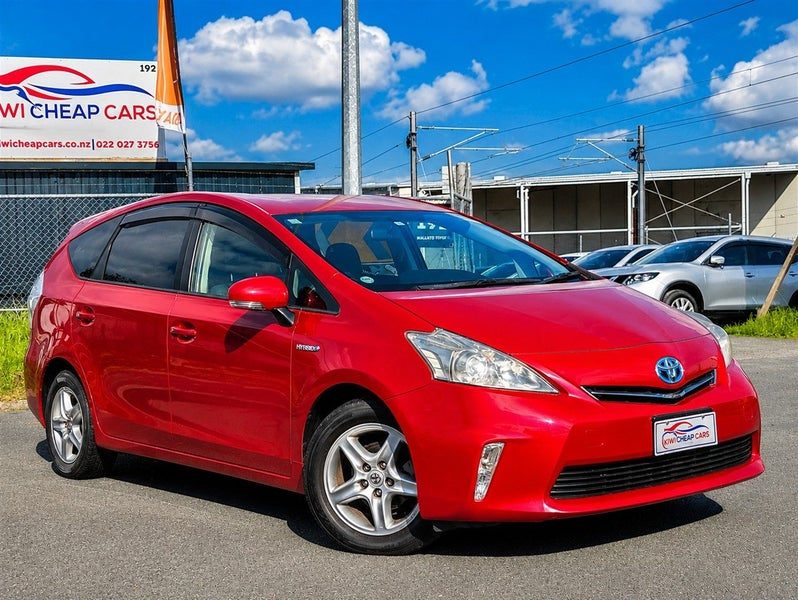 2012 Toyota Prius ALPHA S L Selection, photo 2