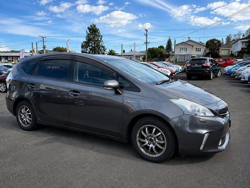 2012 Toyota Prius Alpha