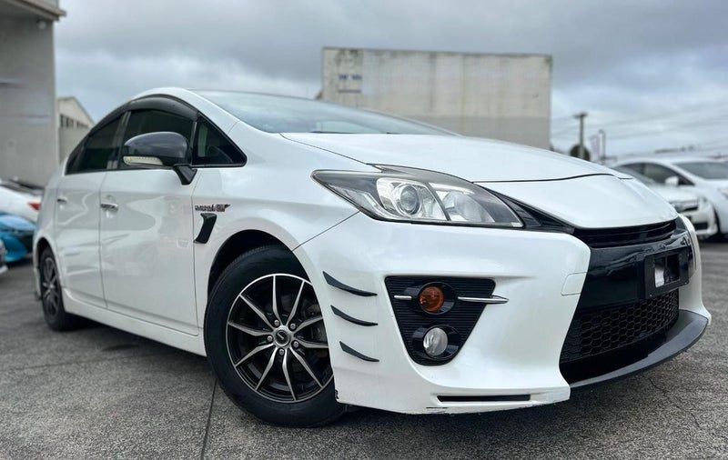 2012 Toyota Prius GS, main photo