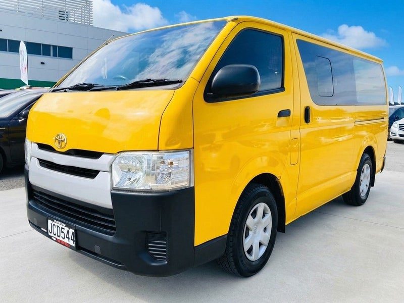 2015 Toyota Hiace ZL TD 3.0DT/4AT, photo 2
