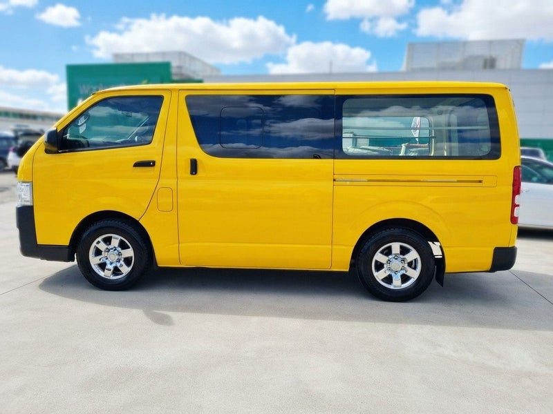 2015 Toyota Hiace ZL TD 3.0DT/4AT, photo 3