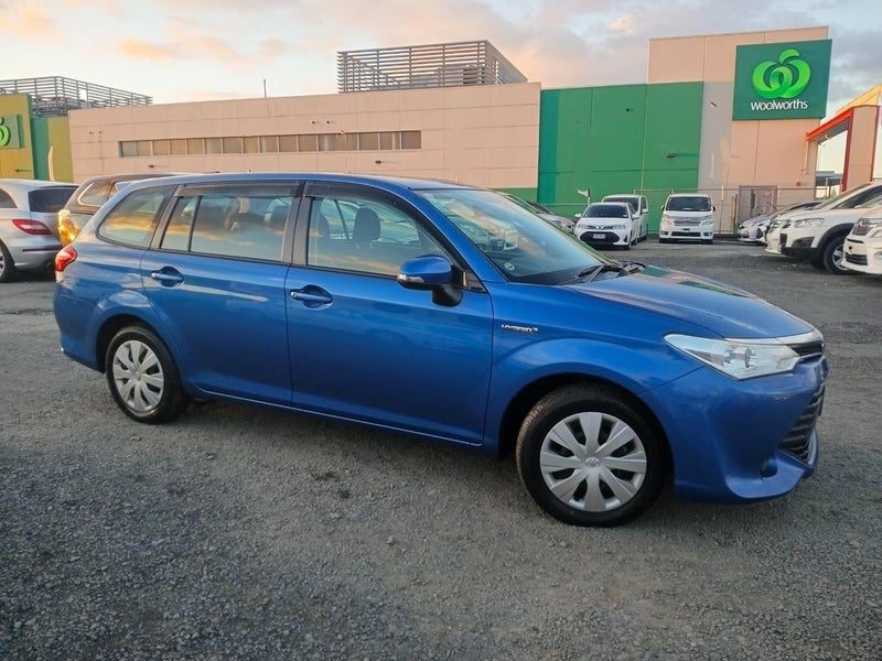 2016 Toyota Corolla Fielder Hybrid