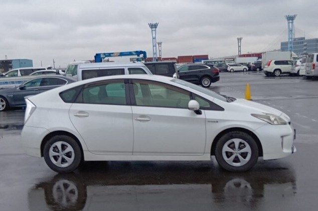 2014 Toyota Prius S, photo 3