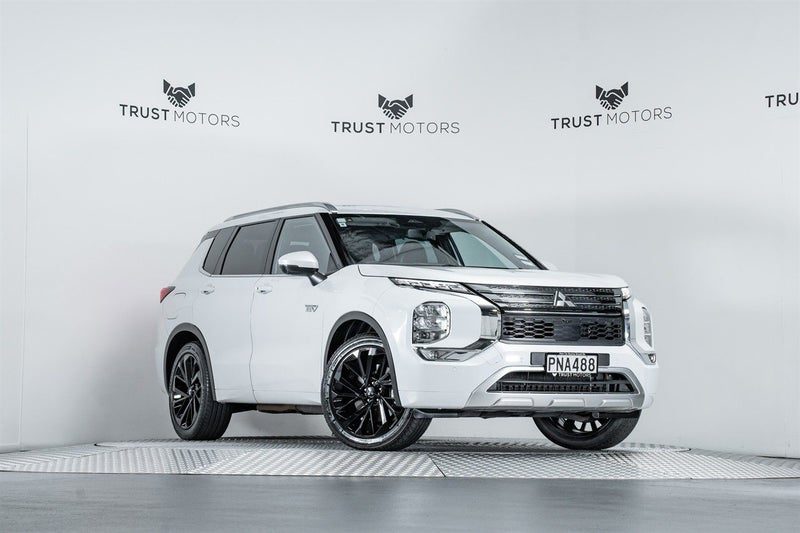 2022 Mitsubishi Outlander VRX PHEV 2.4L 4WD
