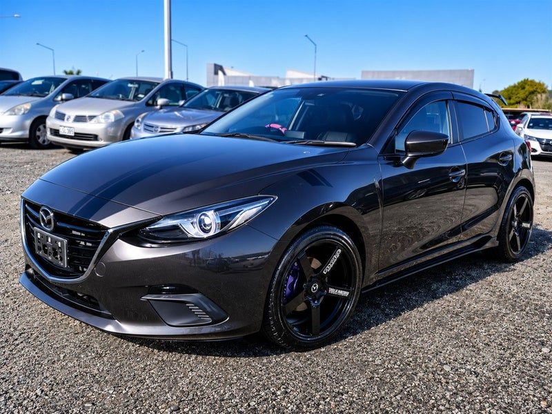 2015 Mazda Axela Sports, photo 3