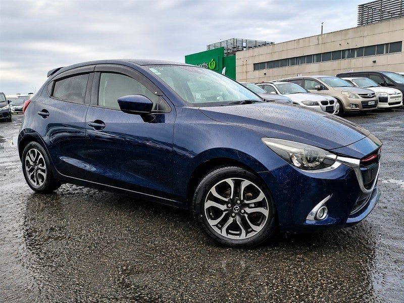 2015 Mazda Demio