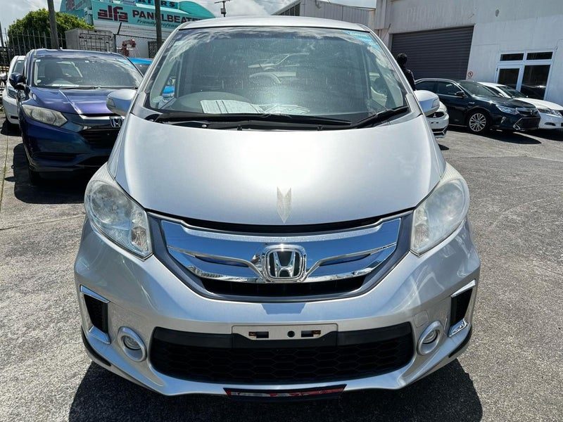 2015 Honda Freed **Hybrid**