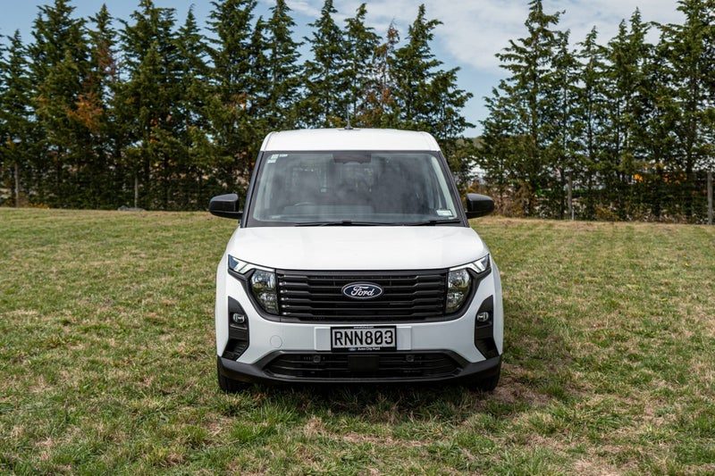 2025 Ford Courier Trend, photo 3