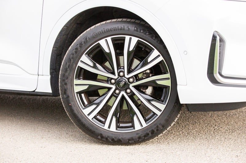 2025 Ford Escape ST-Line X AWD FHEV 2.5 litre, photo 2