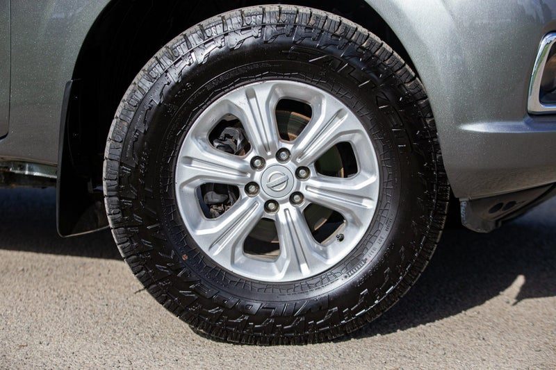 2018 Nissan Navara RX 2WD Tipper flat deck, photo 2