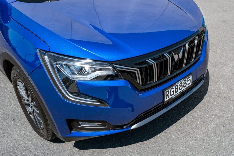 2025 Mahindra XUV700 AX7L, photo 2