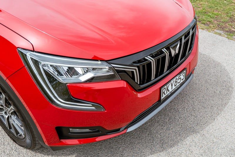 2025 Mahindra XUV700 AX7L, photo 2