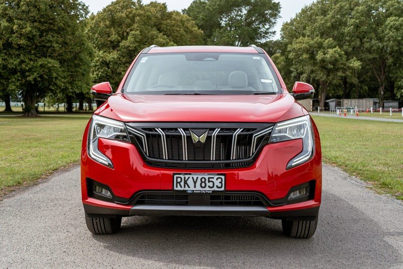 2025 Mahindra XUV700 AX7L, photo 3