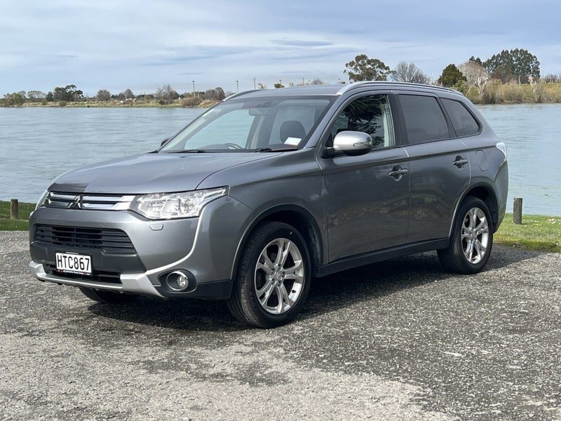 2014 Mitsubishi Outlander XLS 2.4P 4WD, photo 3