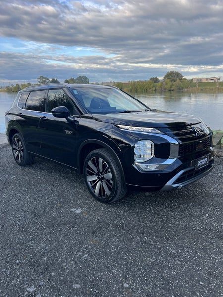2026 Mitsubishi Outlander PHEV VRX 4WD