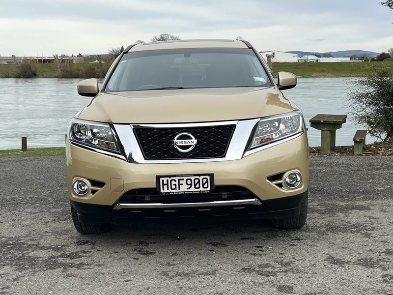 2014 Nissan Pathfinder Ti, photo 2