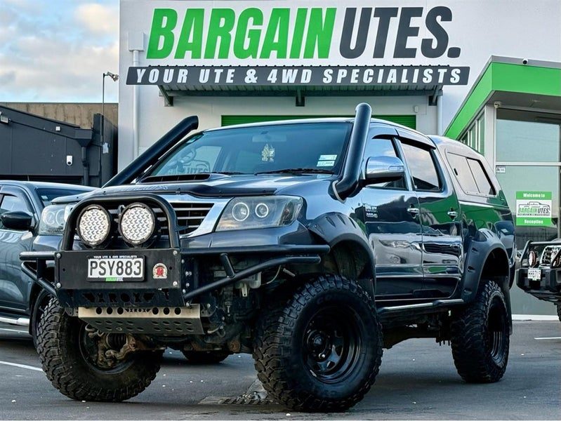 2013 Toyota Hilux SR5 4WD 3.0TD DC 5M