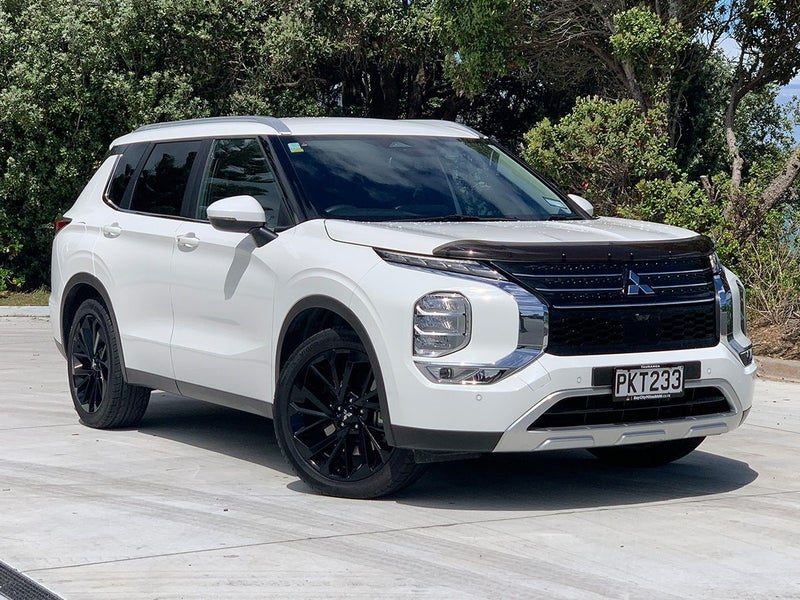2022 Mitsubishi Outlander XLS 7 Seater