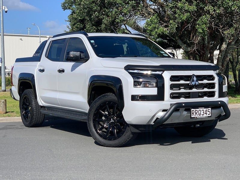 2026 Mitsubishi Triton GSR