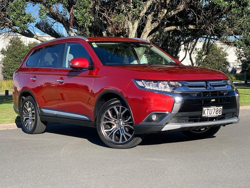 2017 Mitsubishi Outlander VRX 7 Seater