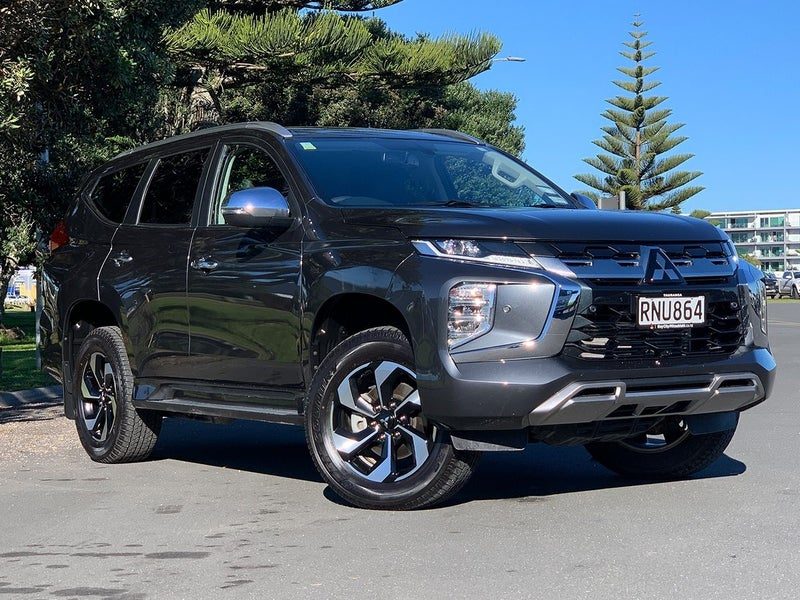 2026 Mitsubishi Pajero Sport VRX 7 Seater