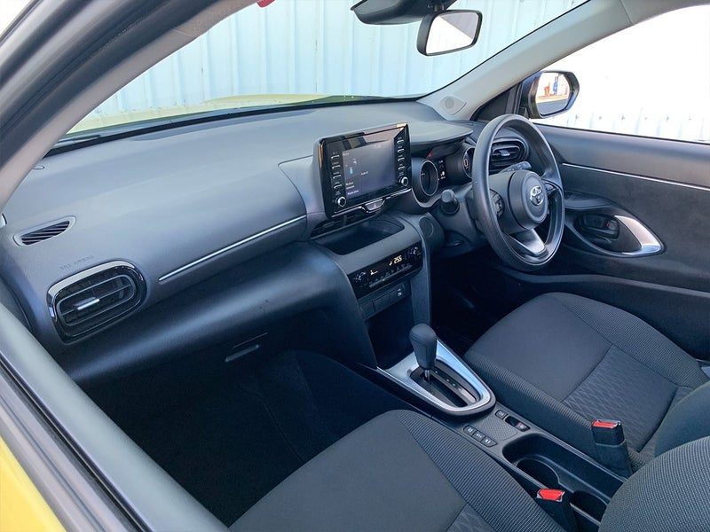 2023 Toyota Yaris Cross GX 1.5L Petrol Hybrid, photo 3