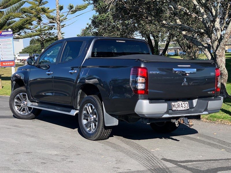 2020 Mitsubishi Triton GLXR 4WD 2.4L Diesel Turbo, photo 2
