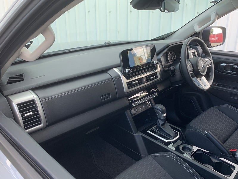2026 Mitsubishi Triton GLXR 2.4L Bi-Turbo Diesel, photo 3