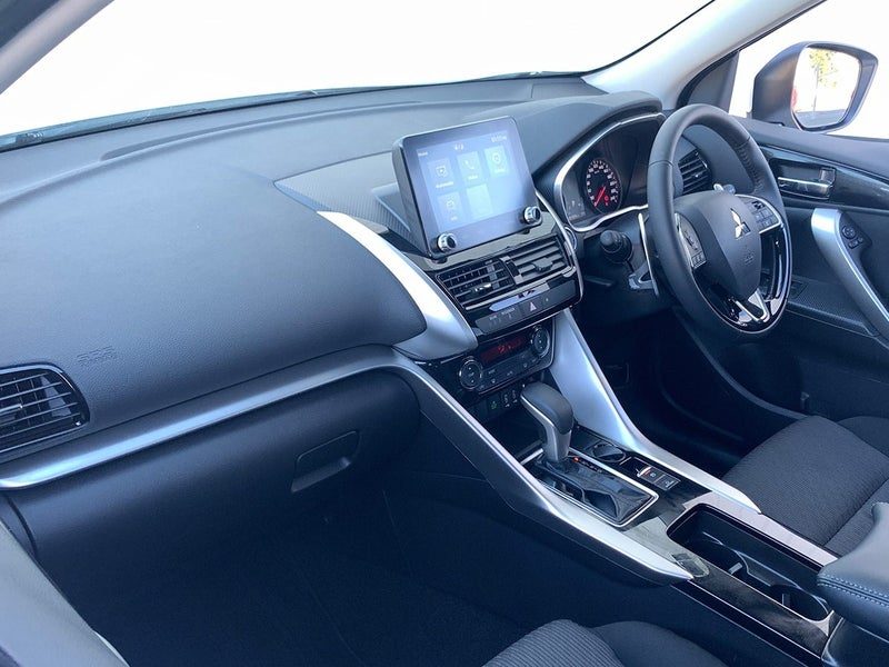 2026 Mitsubishi Eclipse Cross XLS, photo 3