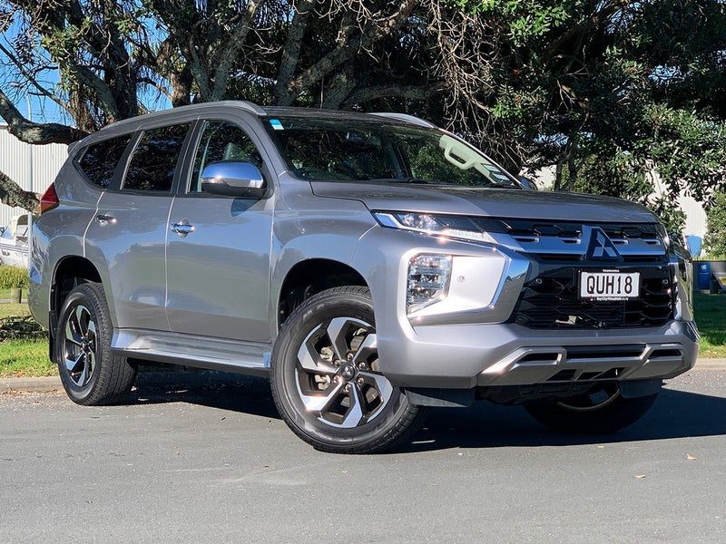 2024 Mitsubishi Pajero Sport VRX 7 Seater, main photo