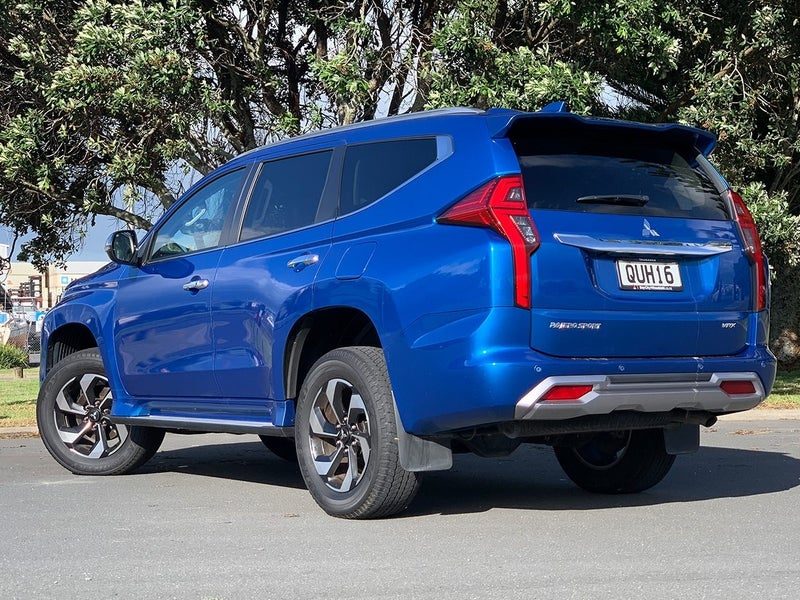 2024 Mitsubishi Pajero Sport VRX 7 Seater, photo 2