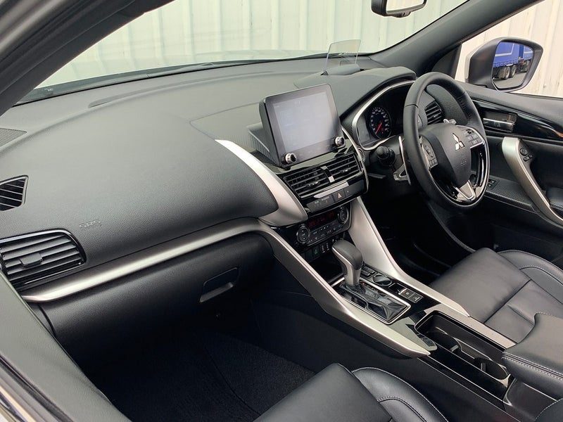 2026 Mitsubishi Eclipse Cross VRX, photo 3