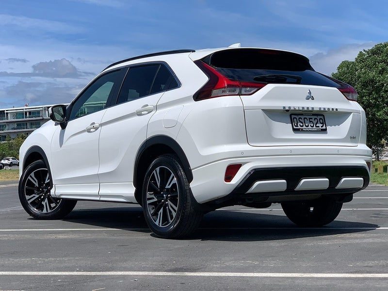 2024 Mitsubishi Eclipse Cross VRX, photo 2