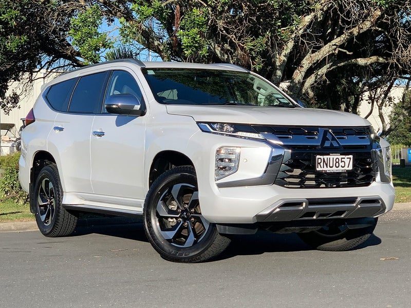 2026 Mitsubishi Pajero Sport VRX 7 Seater