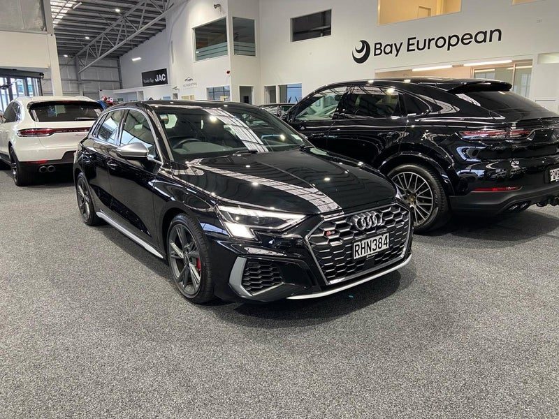 2021 Audi S3 Sportback 2.0 TFSI quattro, photo 2