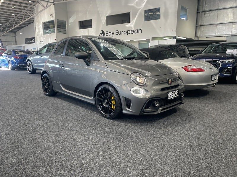 2024 Fiat Abarth 695 Competizone 1.4L Turbo, main photo