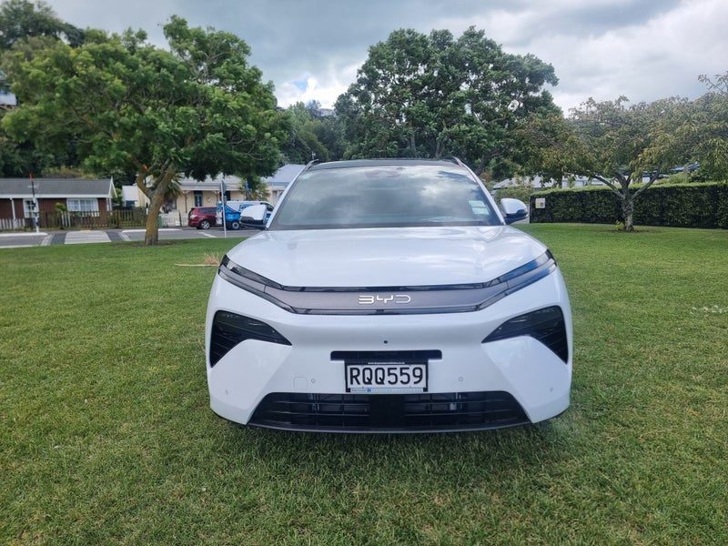 2026 BYD Sealion 8 Dm-I Dynamic Fwd, photo 2