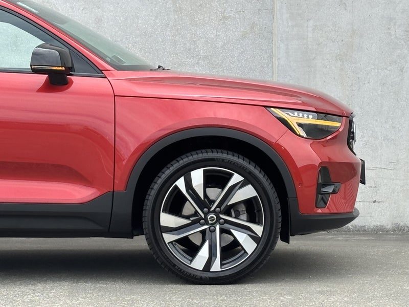2023 Volvo XC40 B5 Ultimate Dark 2.0, photo 3