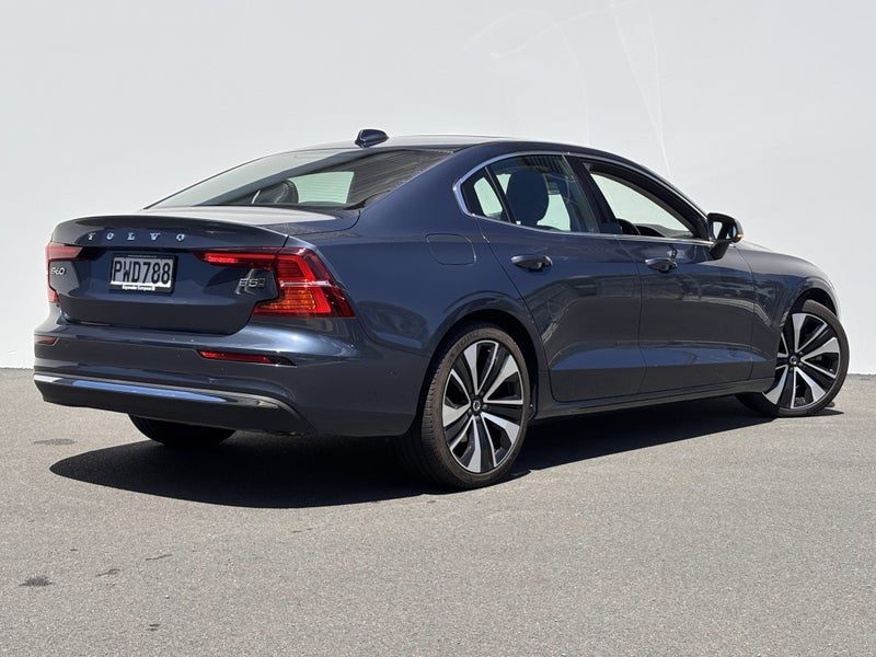 2023 Volvo S60 B5 AWD Ultimate Bright, photo 3