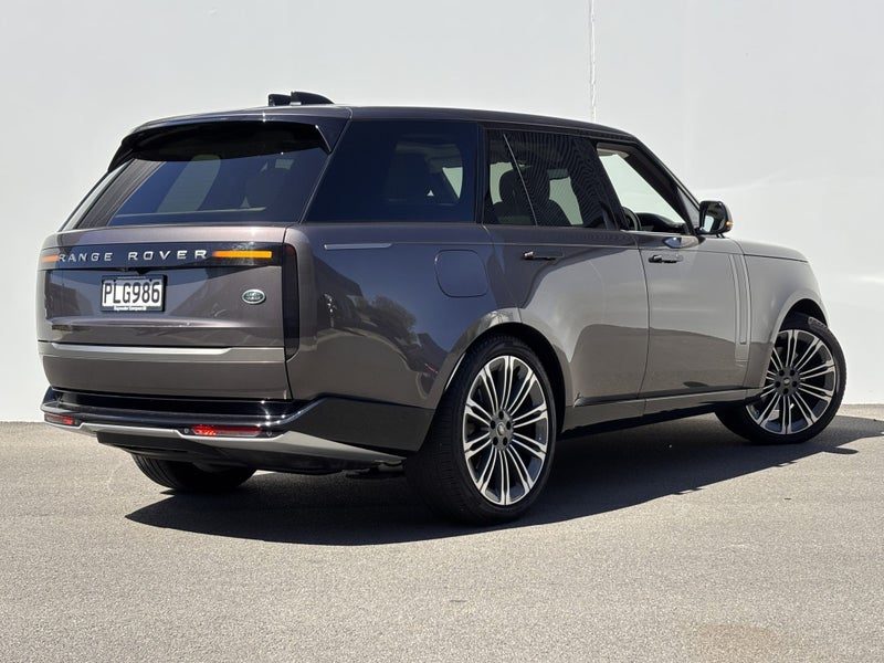 2022 Land Rover Range Rover D350 HSE SWB, photo 2