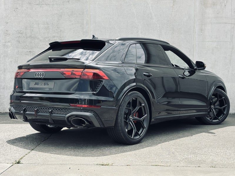 2026 Audi RS Q8 SUV, photo 2