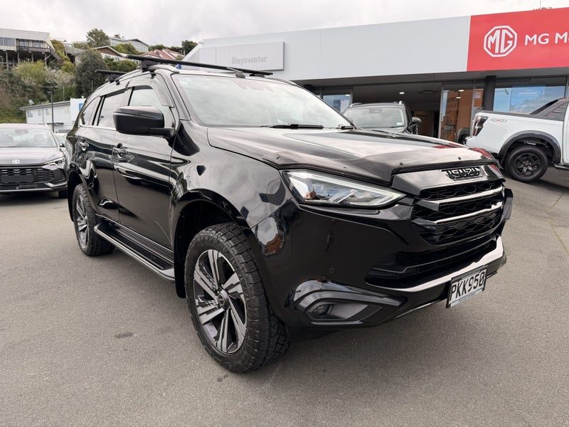 2022 Isuzu MU-X LS-T 3.0D PE