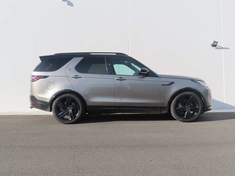 2026 Land Rover Discovery D250 Dynamic SE, photo 2