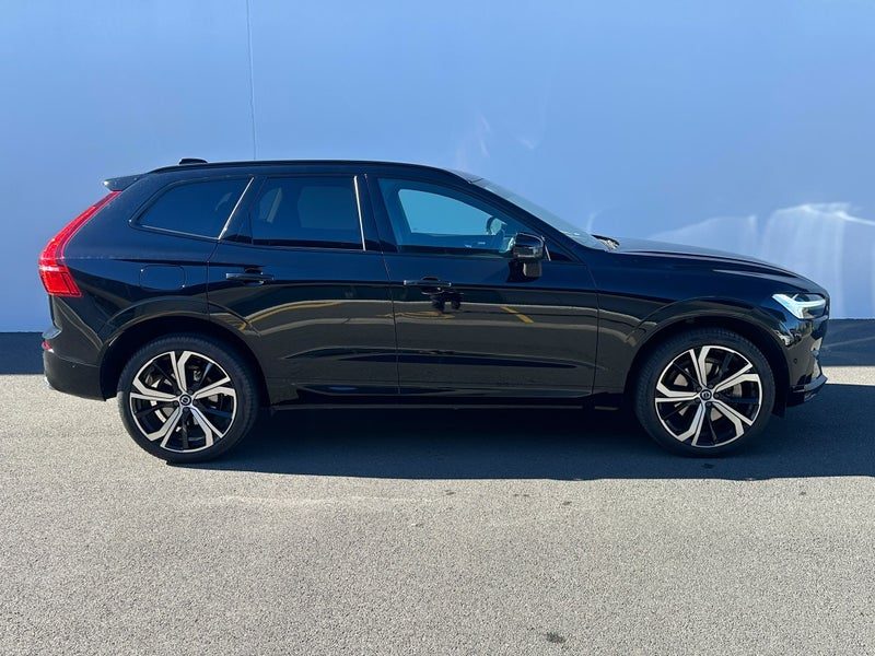 2021 Volvo XC60 T6 Awd R-Design 2.0P, photo 2