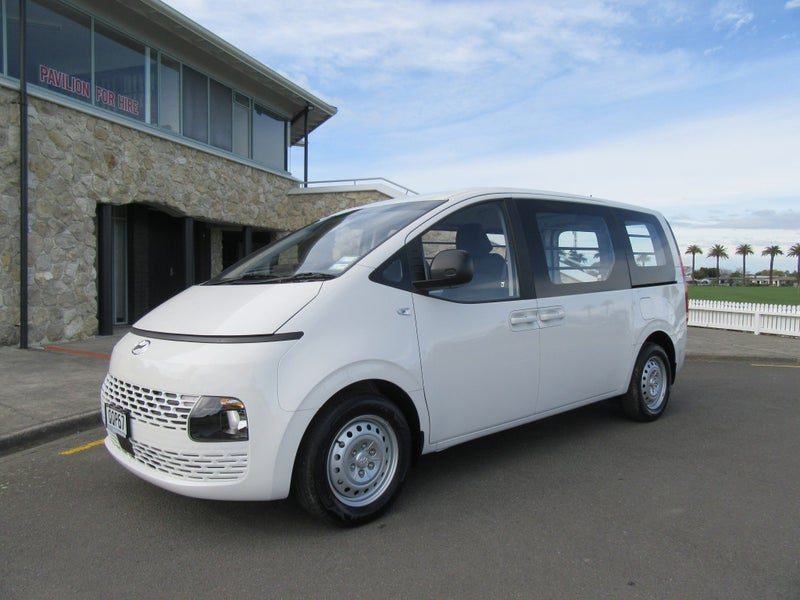 2024 Hyundai Staria Load, photo 3
