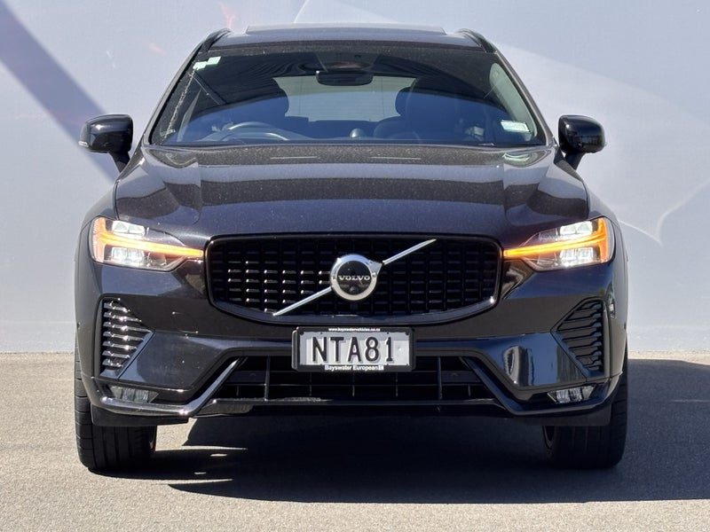 2021 Volvo XC60 B6 AWD Ultimate Dark (R-Design), photo 3