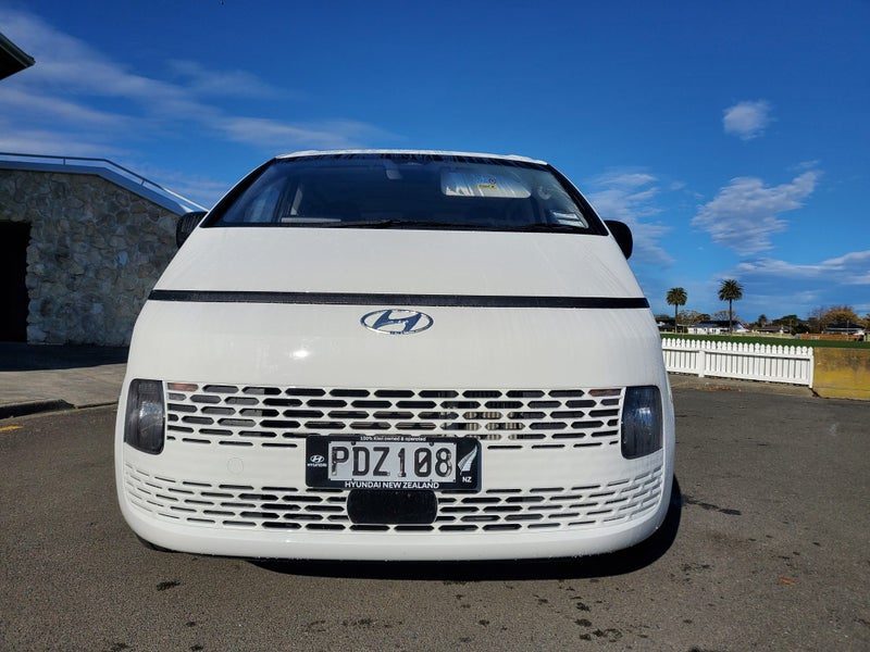 2022 Hyundai Staria Load 2.2 Diesel 6 Spd Manual, photo 2